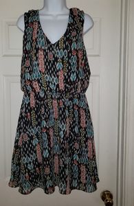 5/$25 Bisou Bisou Multicolored Dress^